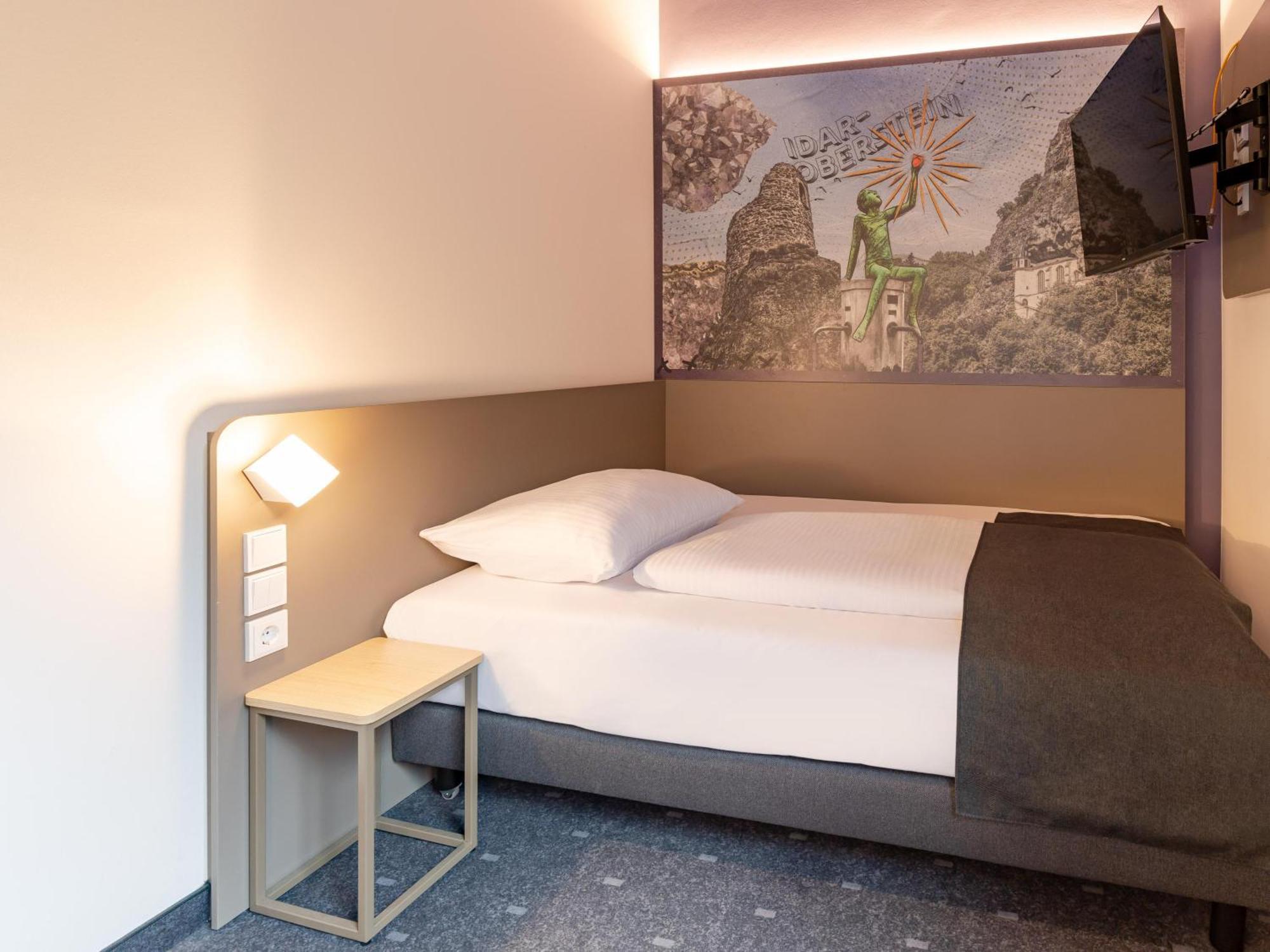 B&B Hotel Idar-Oberstein Exteriör bild